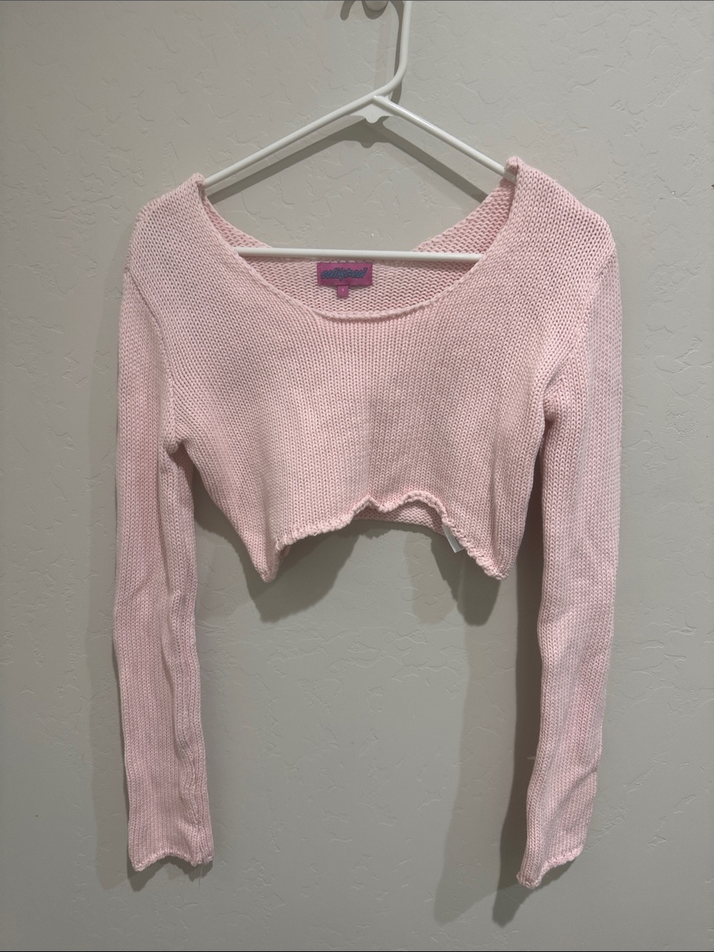 Edikted Cropped Long-Sleeve Knit Top